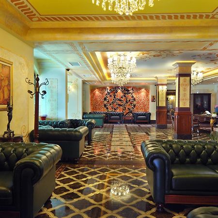 Park Hotel Stara Zagora Exterior photo Lobby